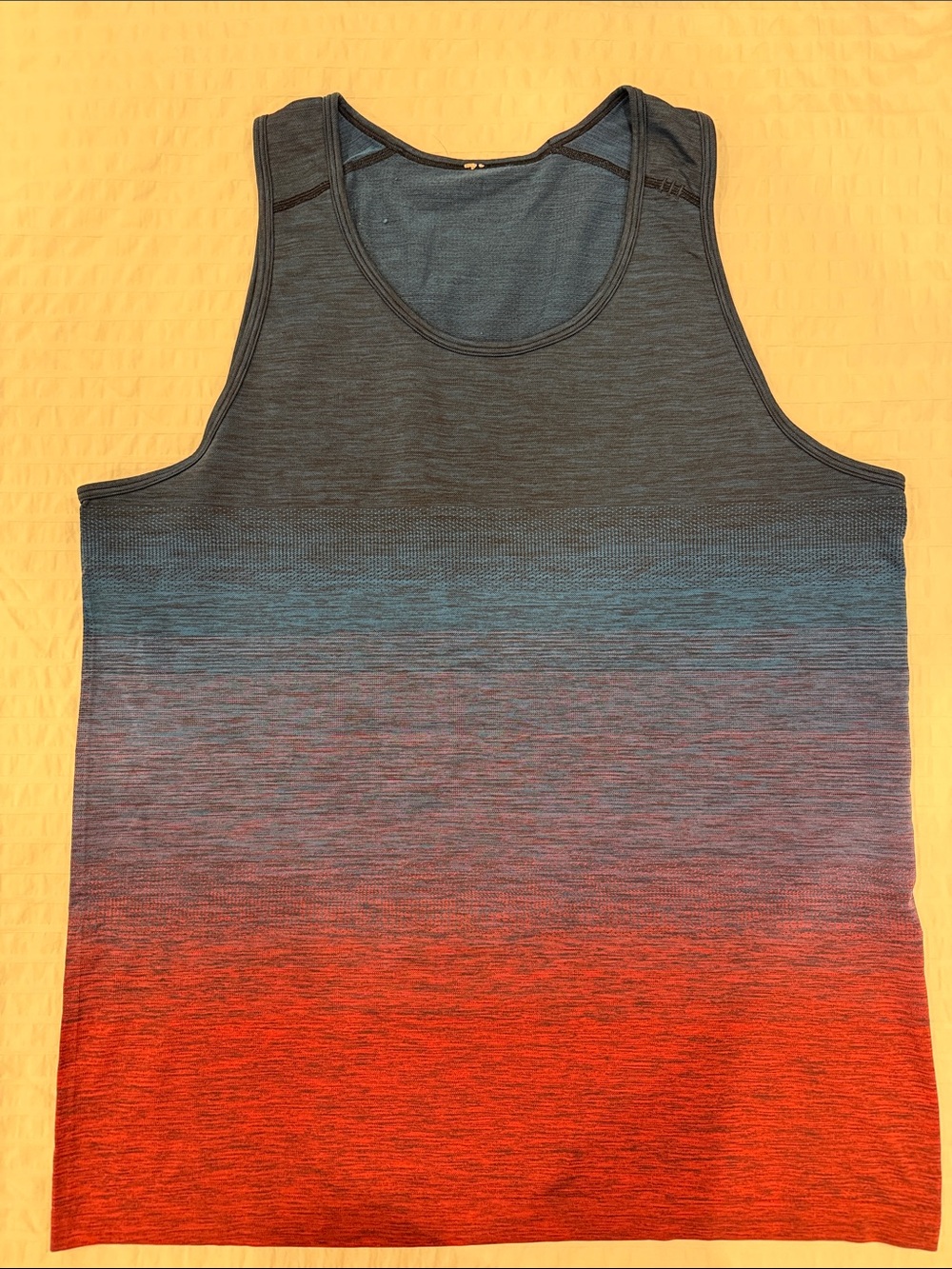 lululemon athletica Men’s Gradient Tank - Black, Blue, Red